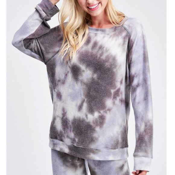 💕2 pc SET! Plush Gray & Lavender Tie Dye Lounge Set - Picture 2 of 4